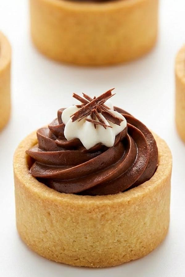 Mini Chocolate Mousse Cups